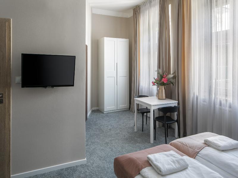 Cracow Main Square Apartments image