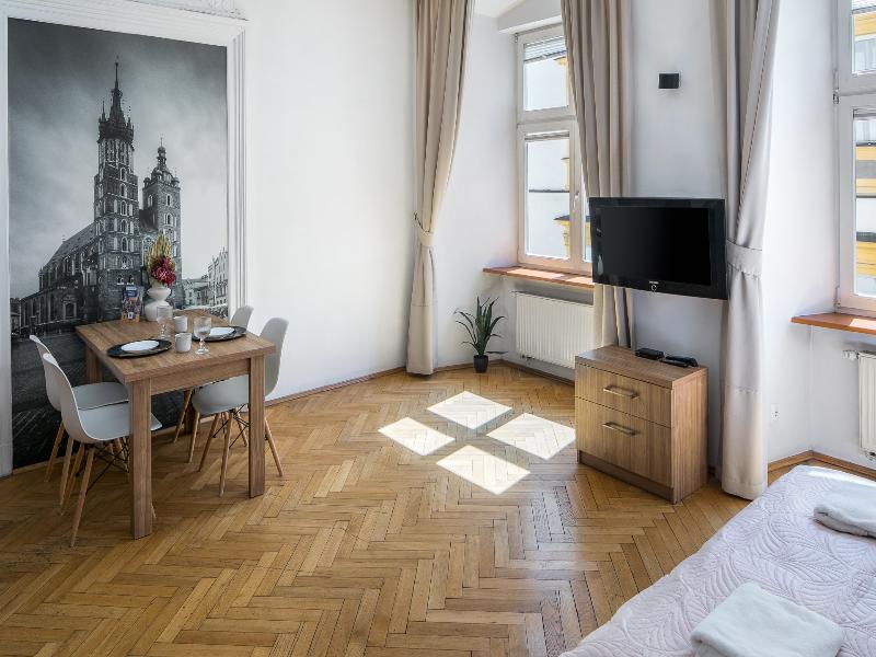 Cracow Main Square Apartments image