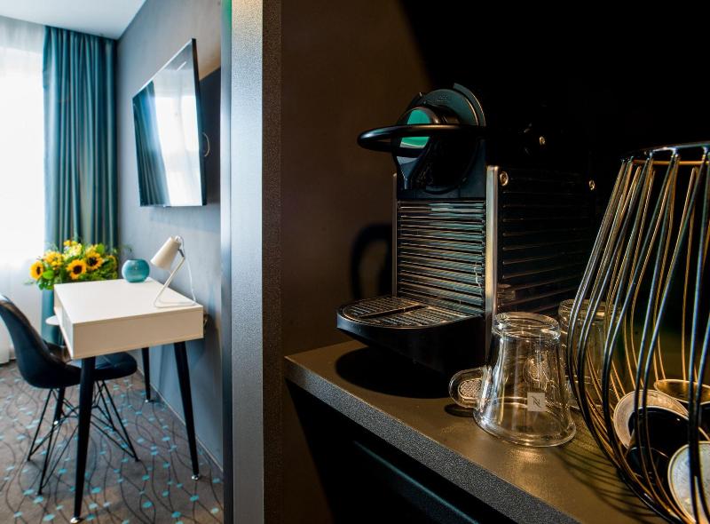 Hotel Planet Prague image