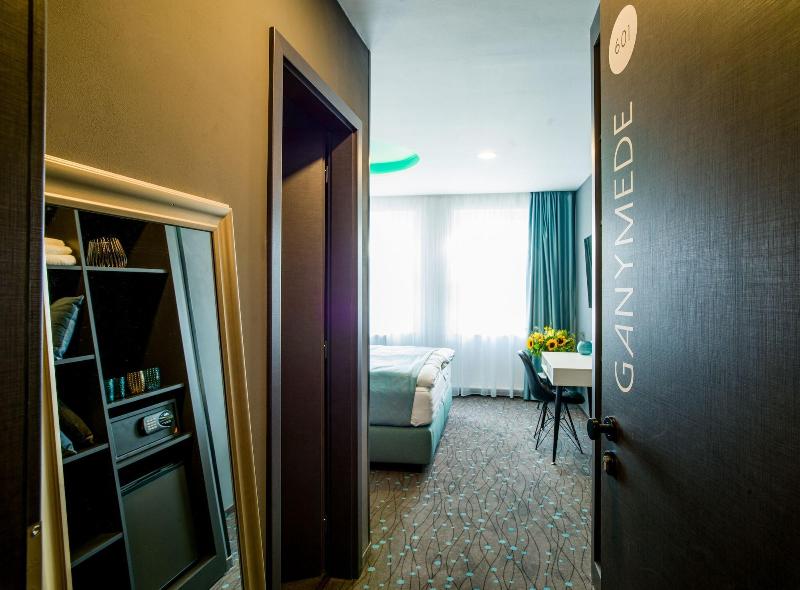 Hotel Planet Prague image
