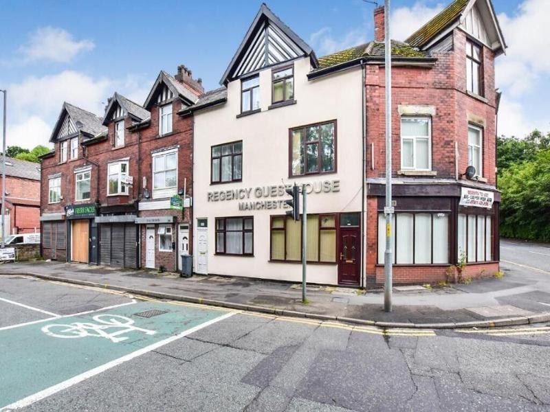 Regency GuestHouse Manchester North — general view