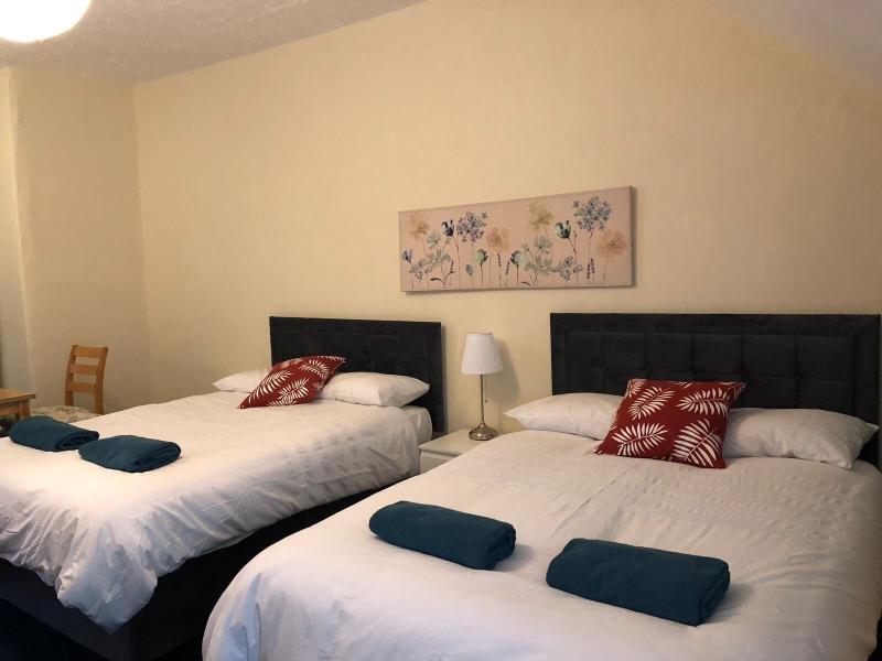 Regency GuestHouse Manchester North image
