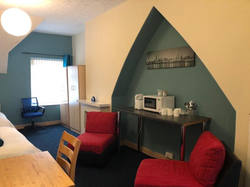 Regency GuestHouse Manchester North image