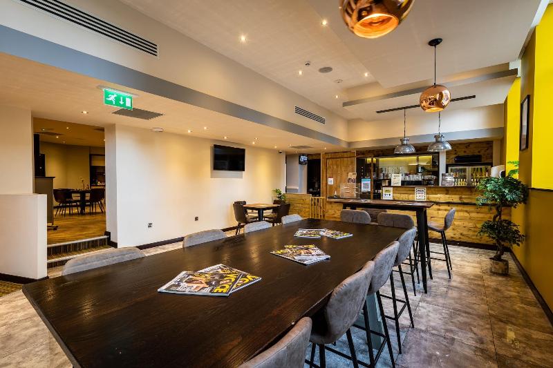 Silurian Hotel image