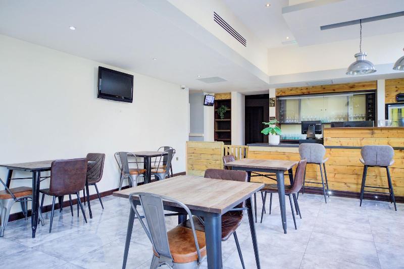Silurian Hotel image