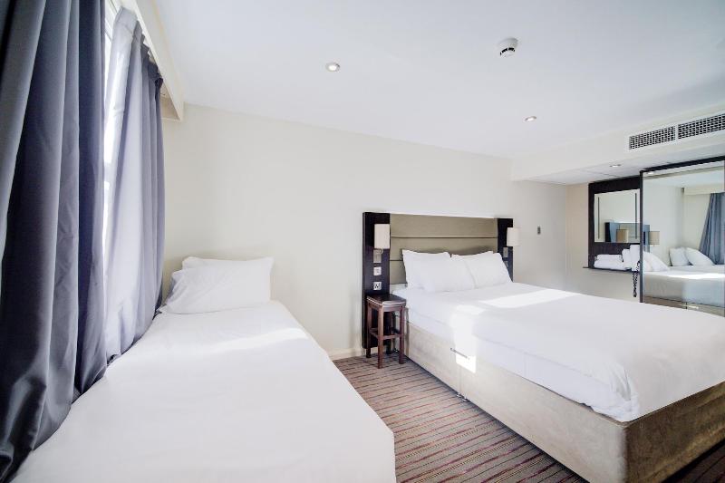 Silurian Hotel image
