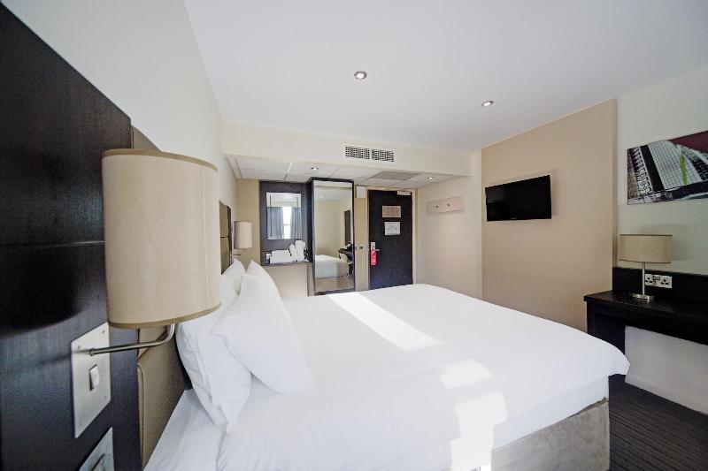 Silurian Hotel image