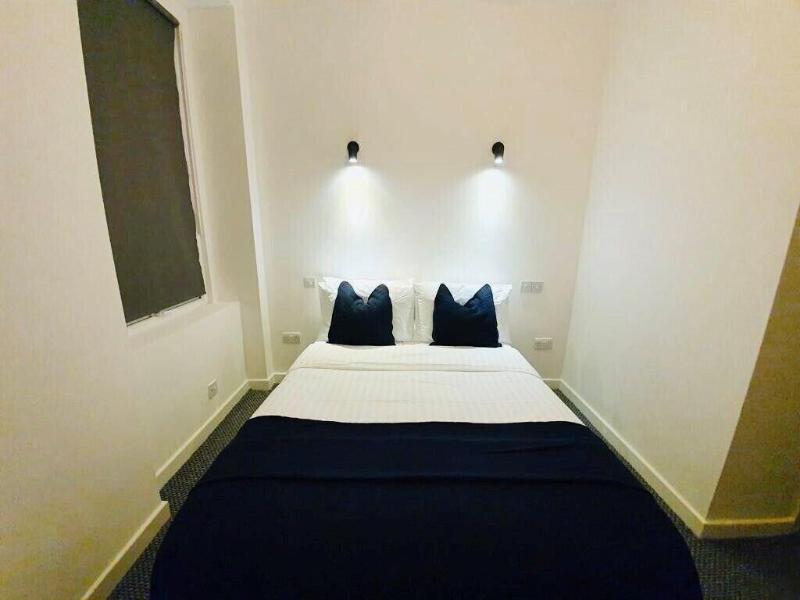 Alexandra Hotel image