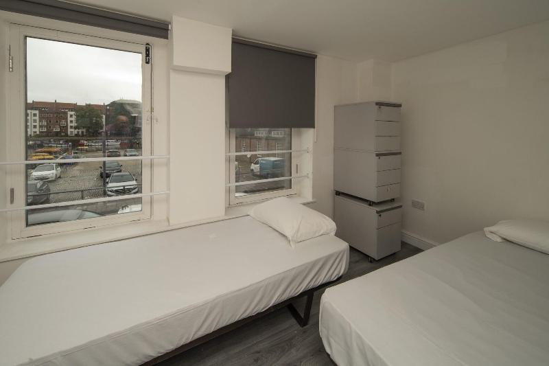 Harbourside Hostel Bristol image