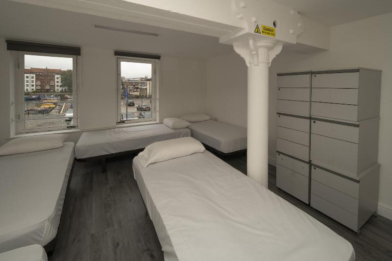 Harbourside Hostel Bristol image