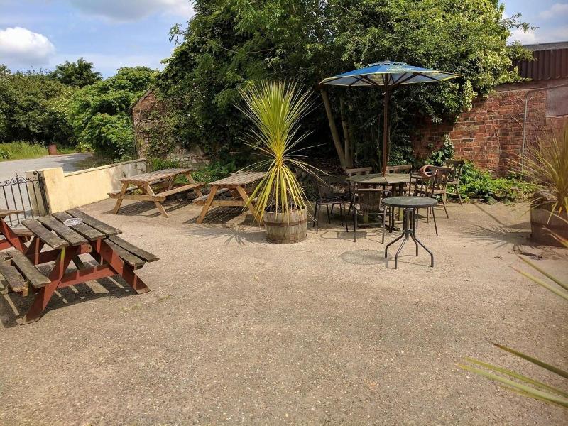 Black Horse Inn image