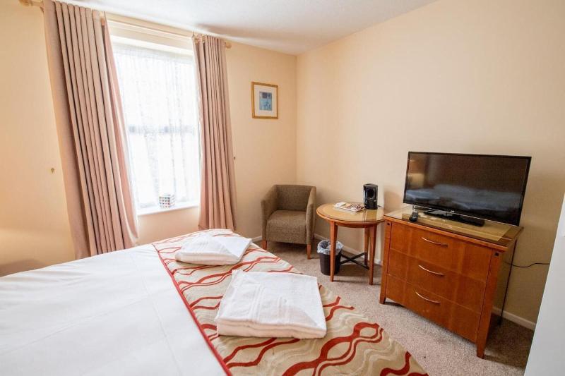 Black Horse Inn image