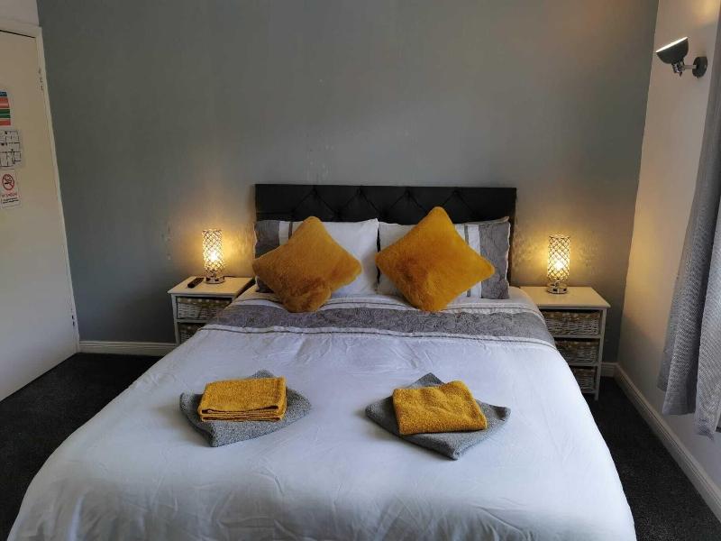 The Coach House Rooms image