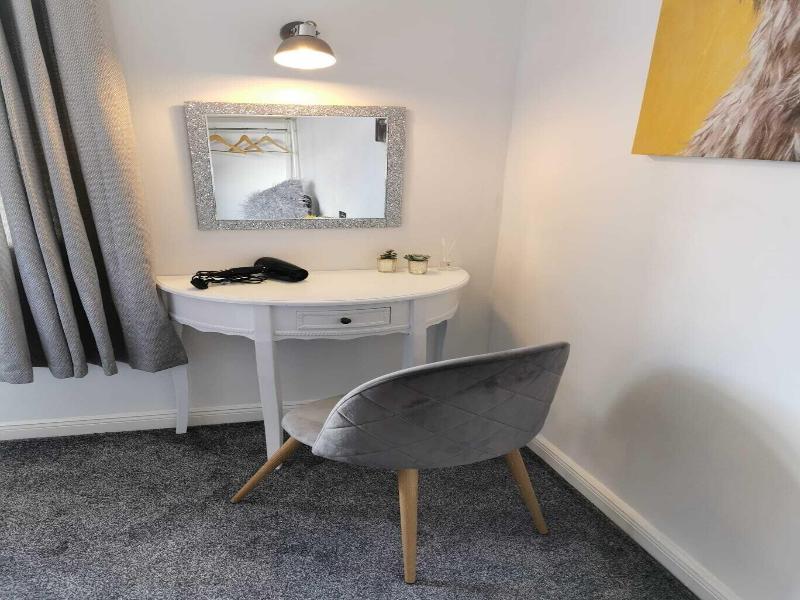 The Coach House Rooms image
