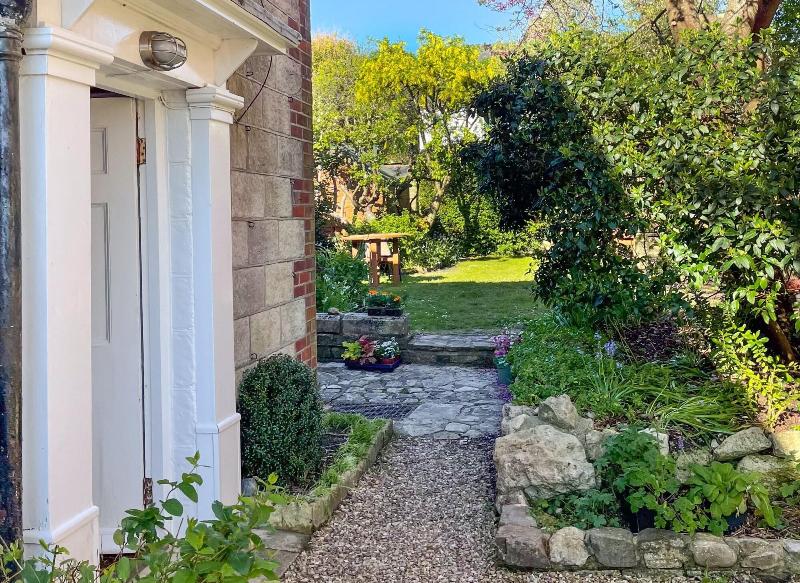 Grove Cottage image