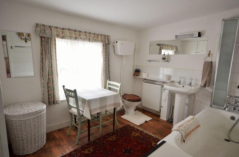 Grove Cottage image