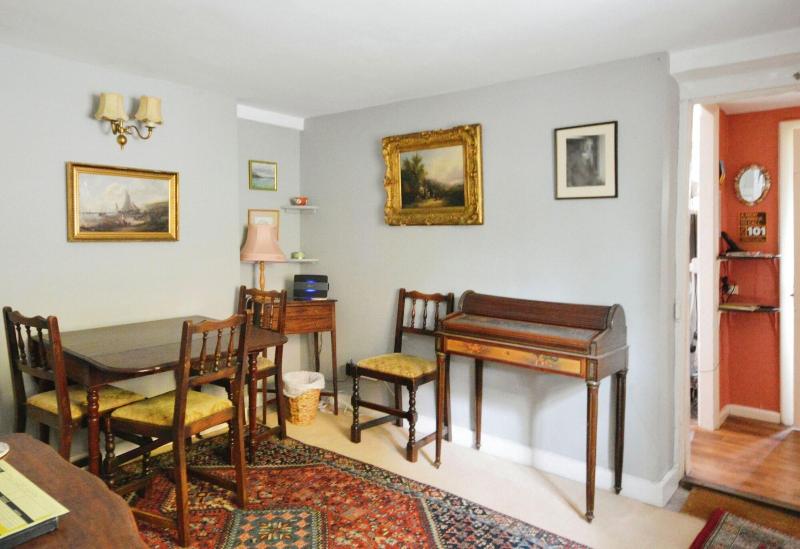 Grove Cottage image