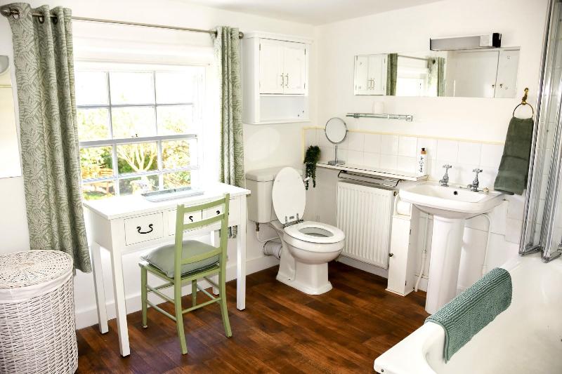 Grove Cottage image
