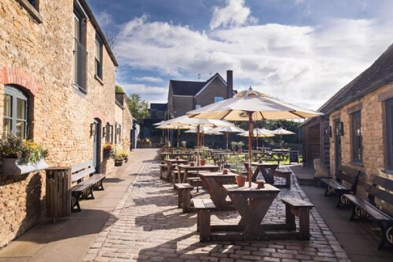The Royal Oak Tetbury image