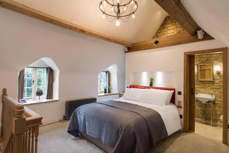 The Royal Oak Tetbury image