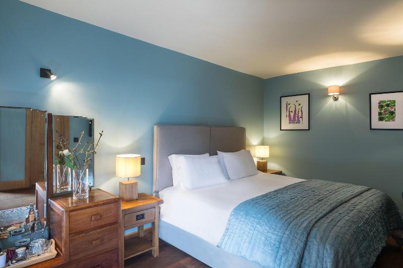 The Royal Oak Tetbury image