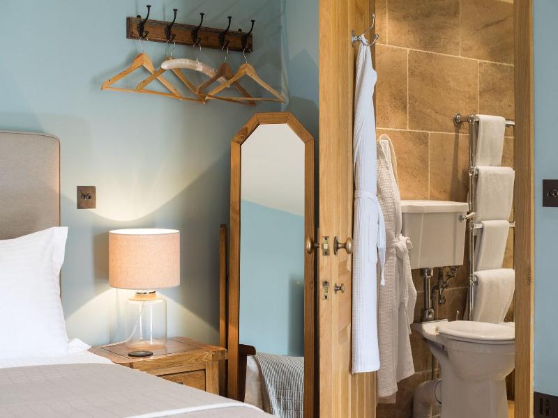 The Royal Oak Tetbury image