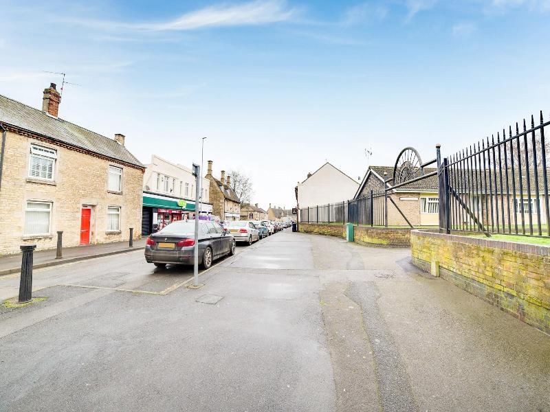Contractor Accommodation - Cacco image