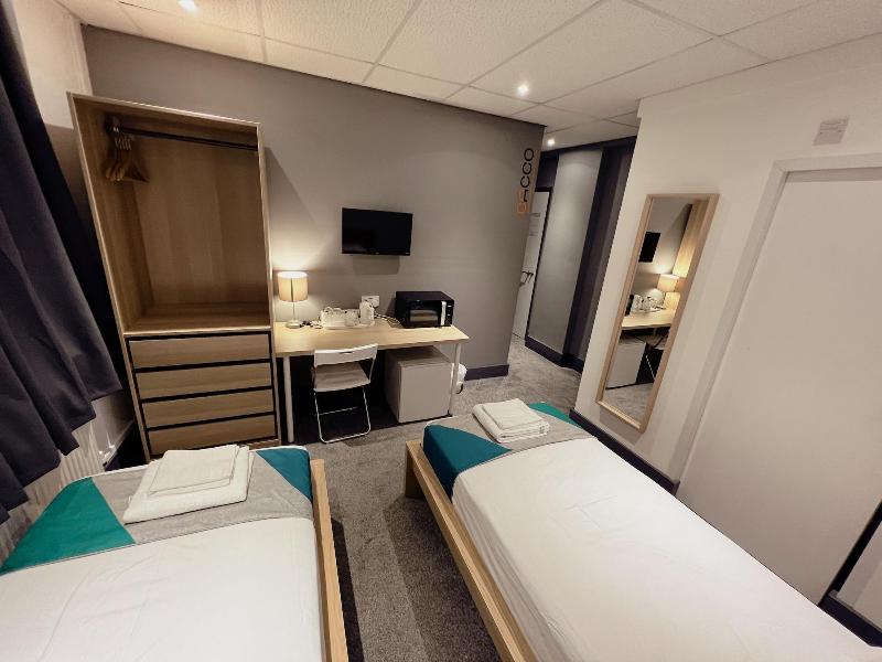 Contractor Accommodation - Cacco image