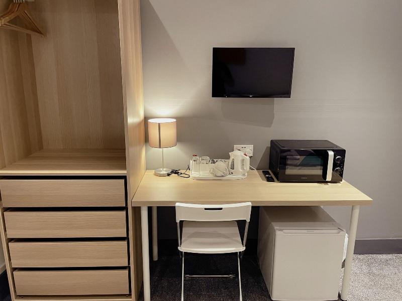 Contractor Accommodation - Cacco image