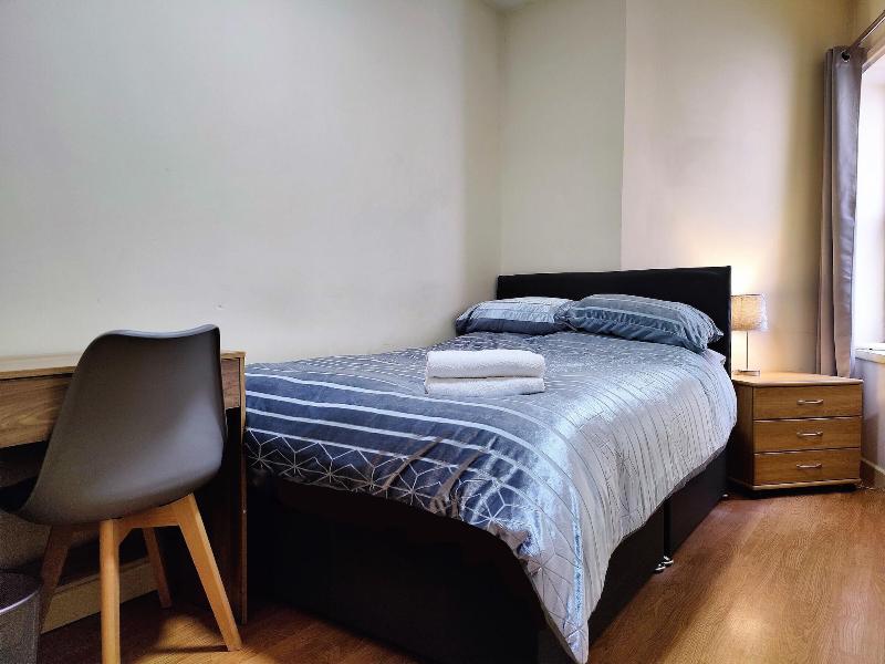 Liverpool Stays - City Centre Rooms image