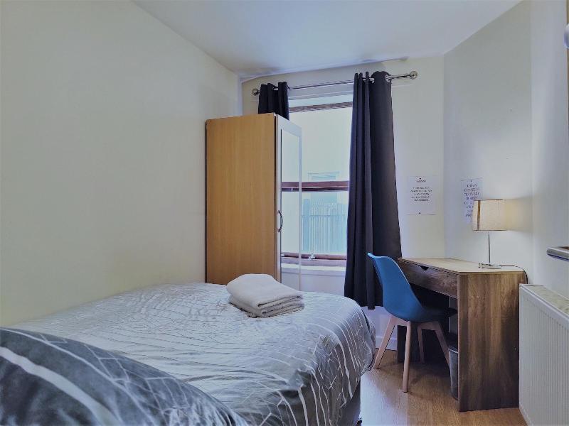 Liverpool Stays - City Centre Rooms image