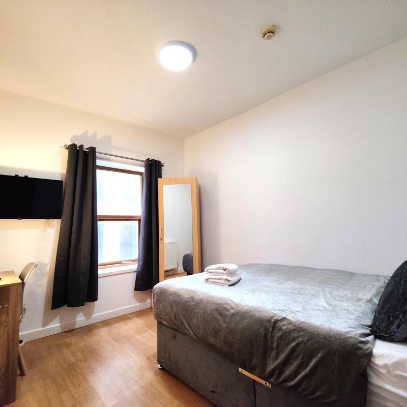 Liverpool Stays - City Centre Rooms image