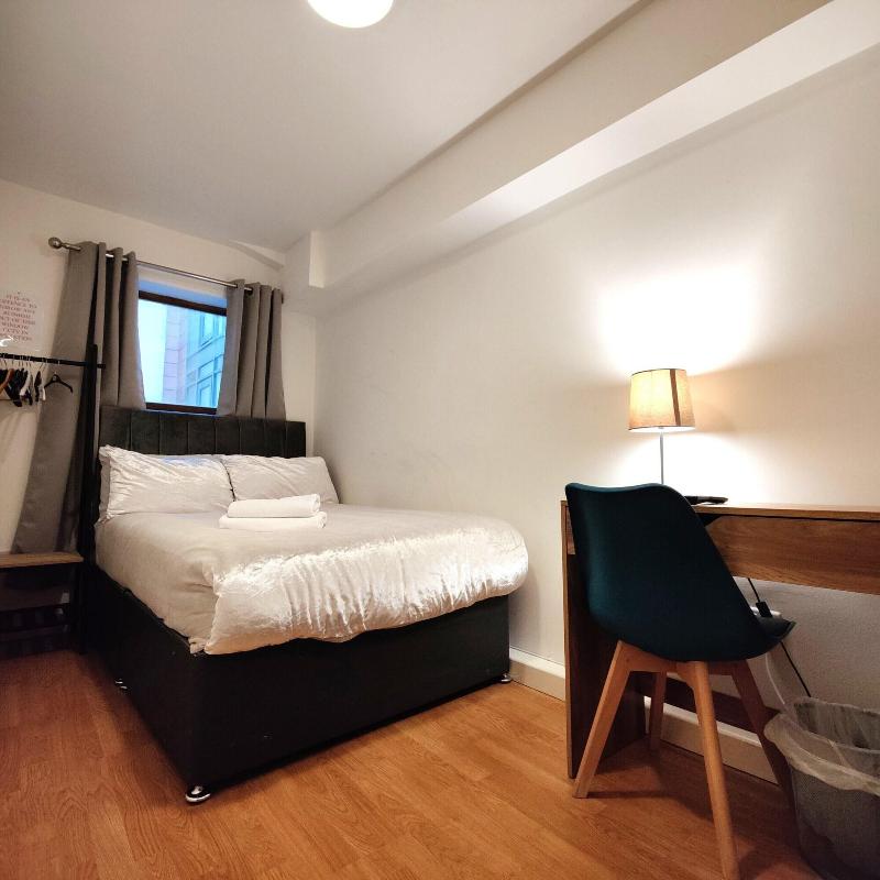 Liverpool Stays - City Centre Rooms image
