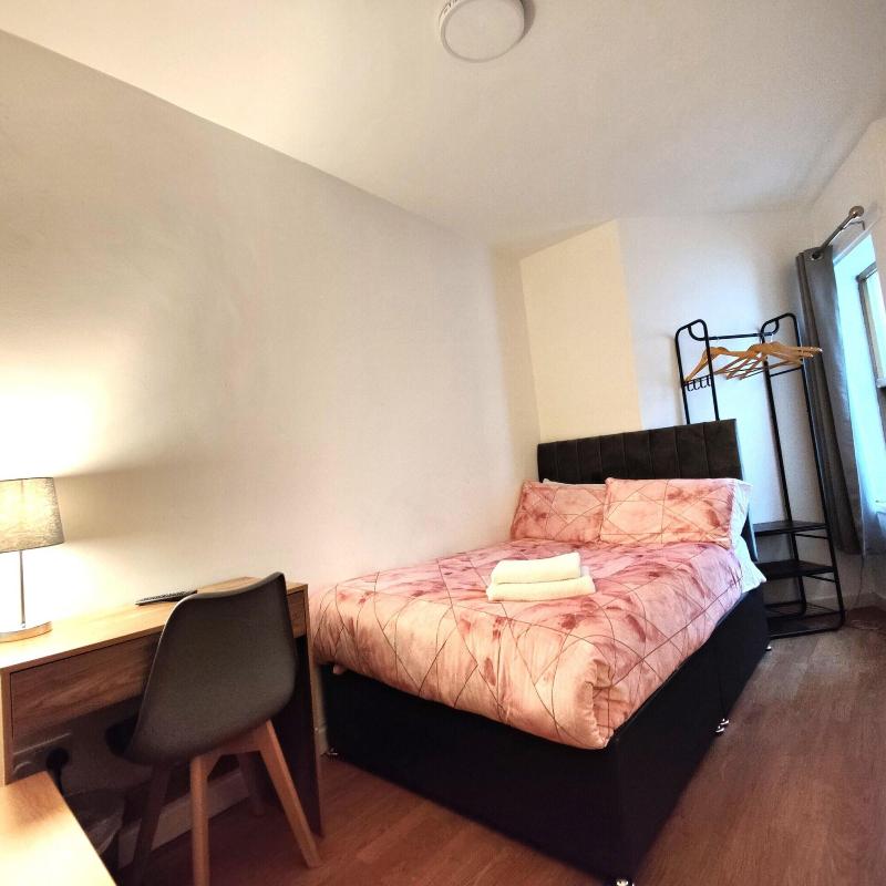 Liverpool Stays - City Centre Rooms image
