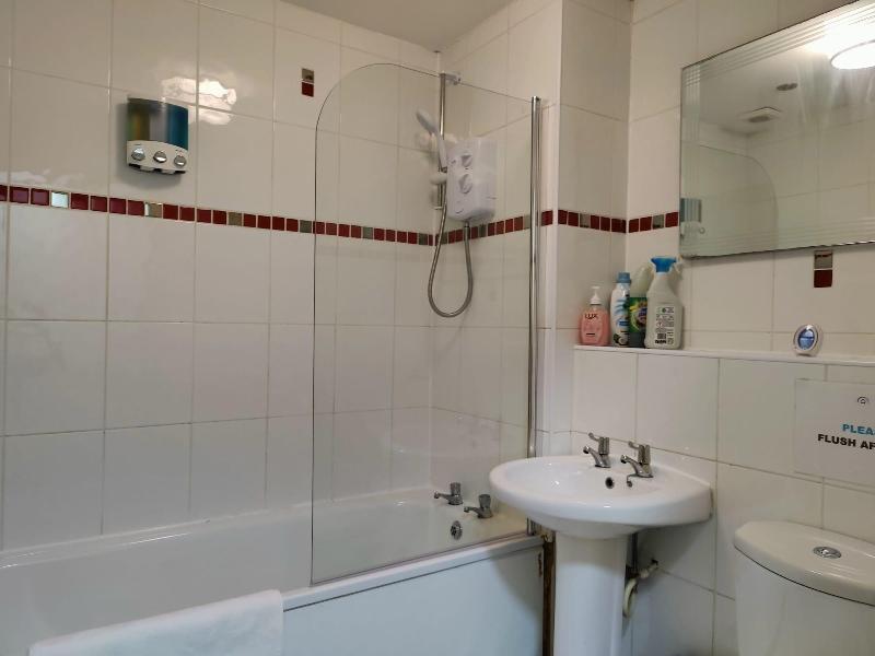 Liverpool Stays - City Centre Rooms image