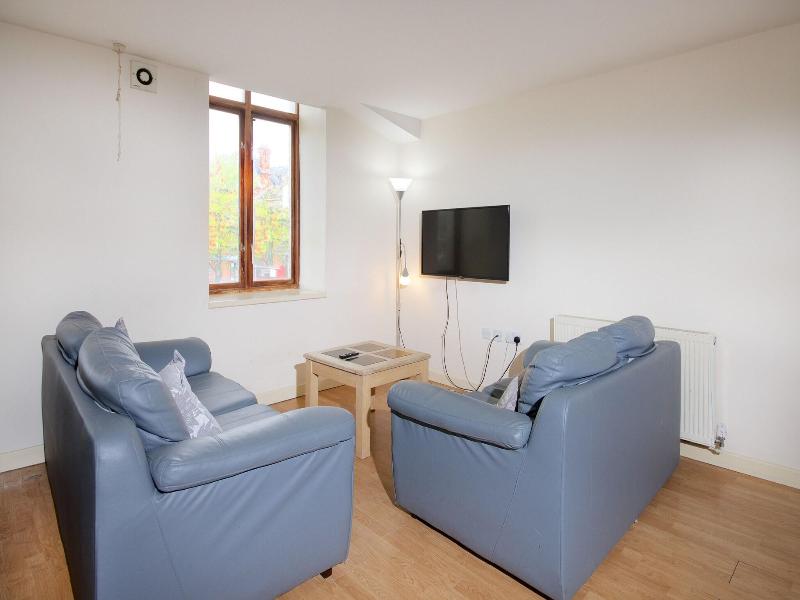 Liverpool Stays - City Centre Rooms image