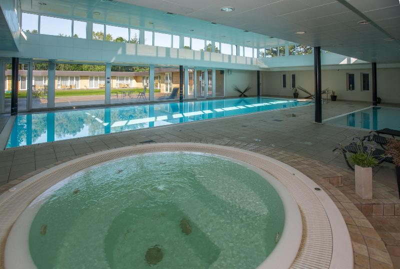 Hotel Marina Apartments image
