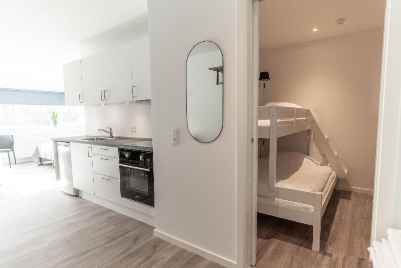 Hotel Marina Apartments image