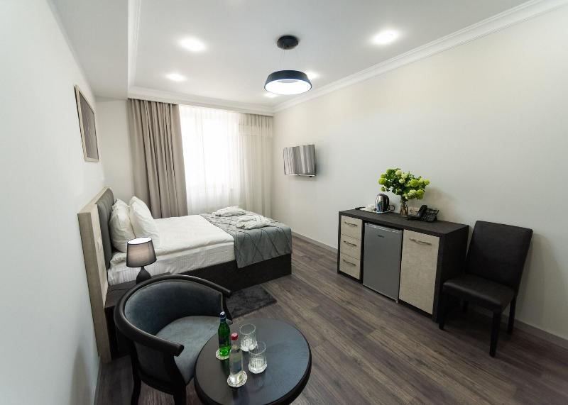 Downtown Suites Yerevan image