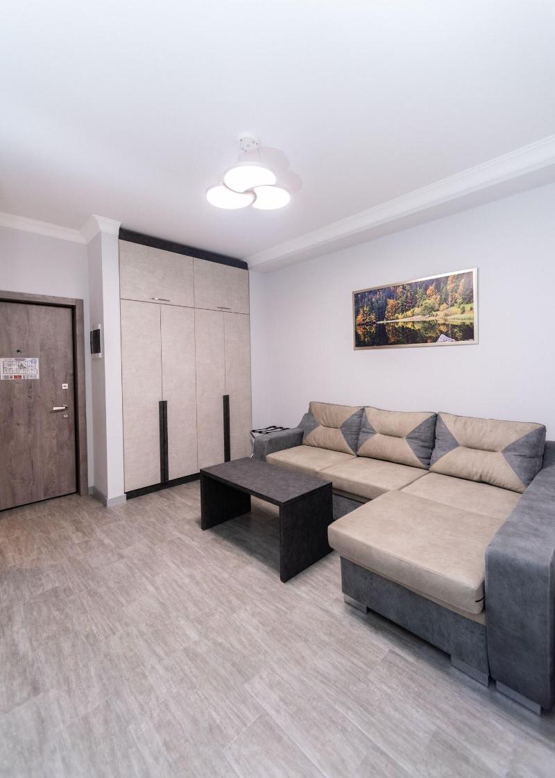 Downtown Suites Yerevan image