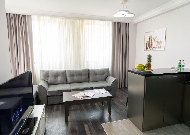 Downtown Suites Yerevan image