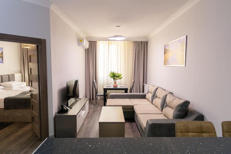 Downtown Suites Yerevan image