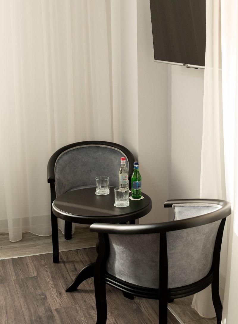 Downtown Suites Yerevan image