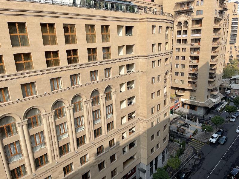 Downtown Suites Yerevan image