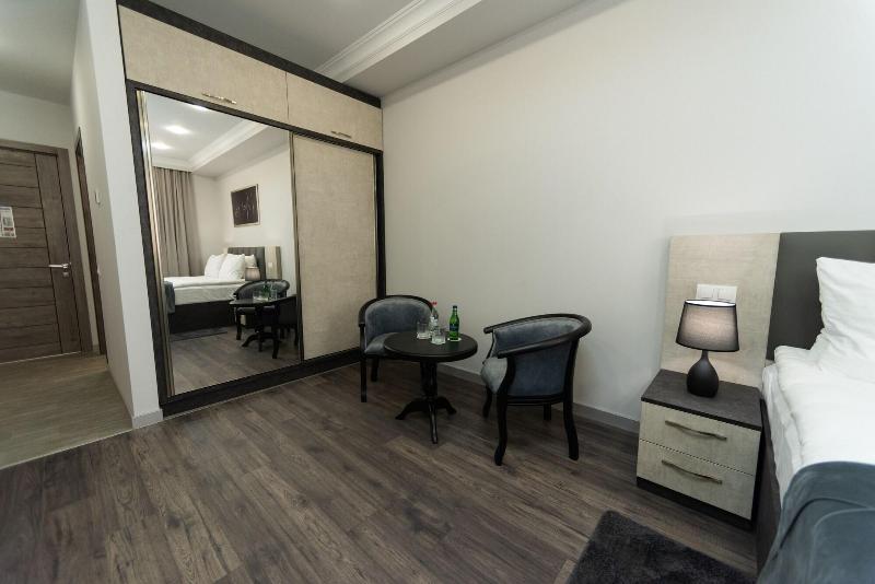 Downtown Suites Yerevan image