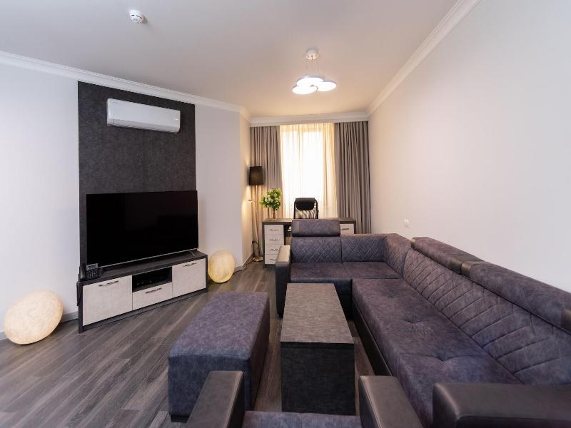 Downtown Suites Yerevan image