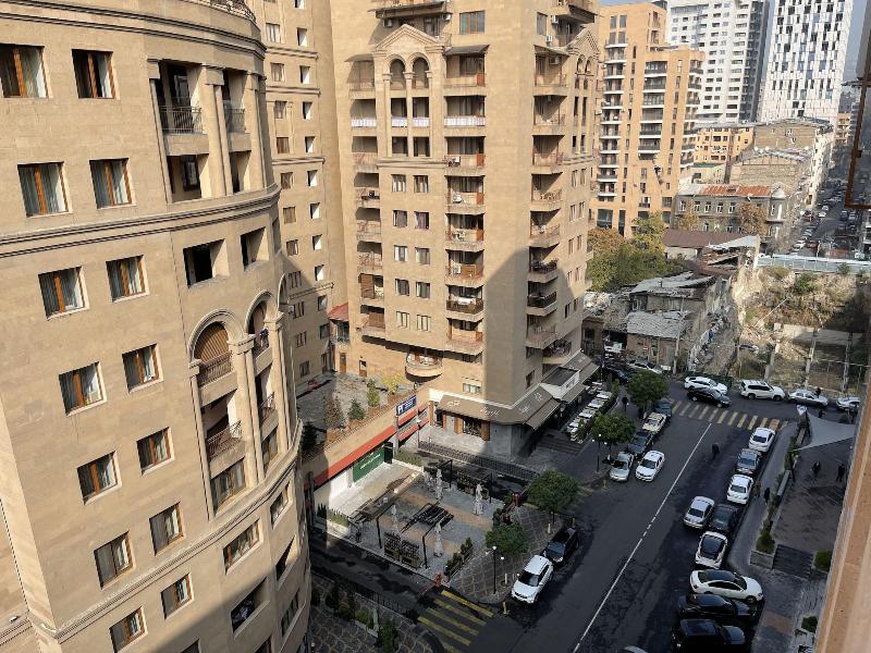 Downtown Suites Yerevan image