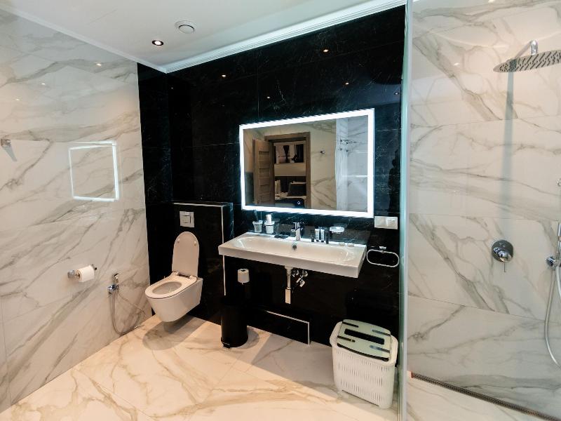 Downtown Suites Yerevan image