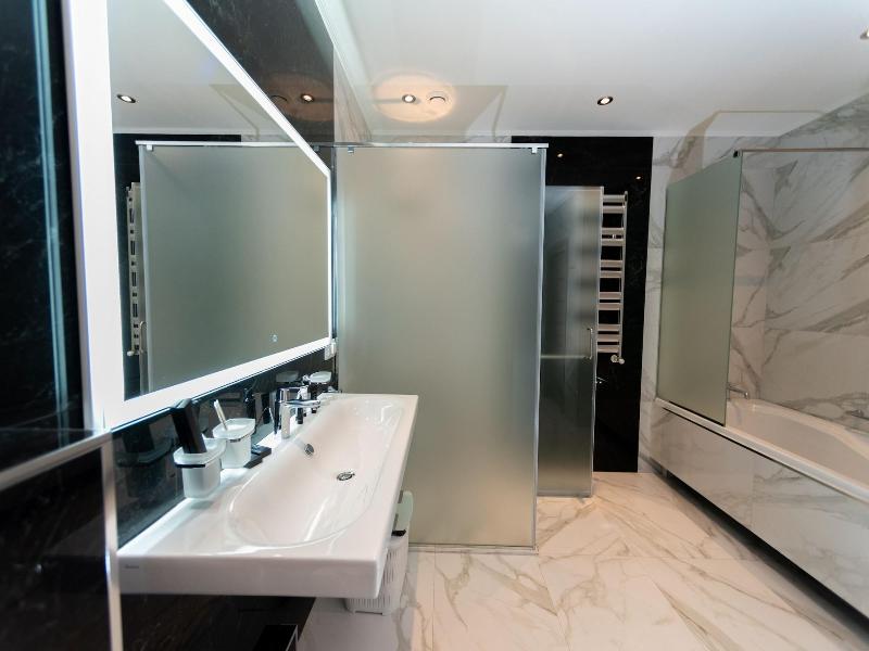 Downtown Suites Yerevan image