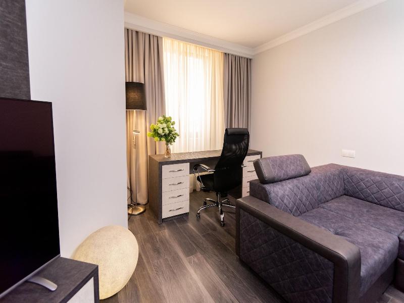Downtown Suites Yerevan image